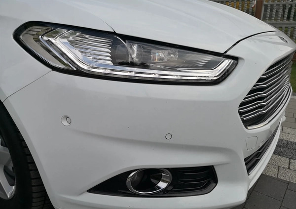 Ford Mondeo cena 68880 przebieg: 144000, rok produkcji 2018 z Krosno małe 301